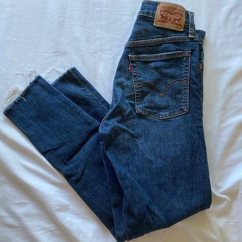 LEVI’S WEDGIE FIT SKINNY JEANS